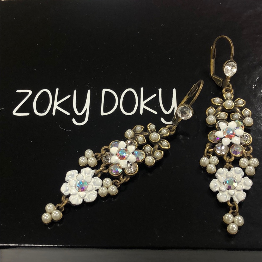 AntGold Aurora Borealis White Flower DangleNwt-Boutique 22$